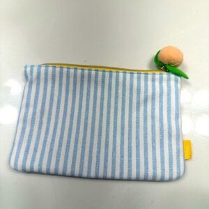 Ipsy make up bag